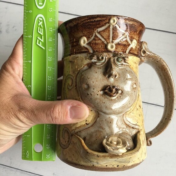 Vintage 1980s John Coiner Ugly Face Woman Queen Crown Cleavage Pottery Mug Cup - Picture 10 of 10